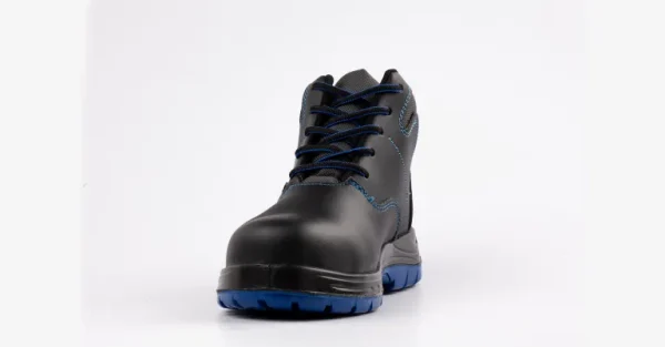 Borcegui Intrepid Negro