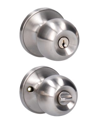 10PO.jpg 10PO - Pomo tubular bola función recámara, acero inoxidable, llave estándar, blíster Lock