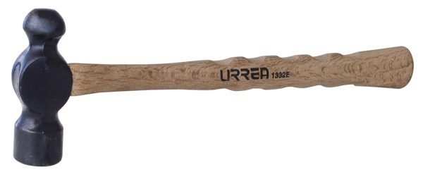 1332E - Martillo de bola black con mango de madera estriado de 16", 32 oz Urrea