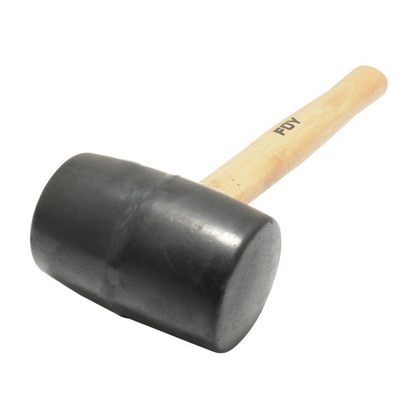 141880 - Mazo con cabeza de hule negro con mango de madera de 11", 16 oz Foy