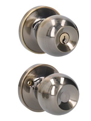 15PO.jpg 15PO - Pomo tubular bola función entrada, latón antiguo, llave estándar, blíster Lock