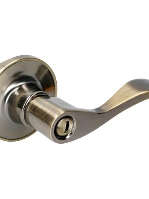 21MA.jpg 21MA - Manija tubular curva función baño, latón antiguo, llave estándar, blíster. Lock