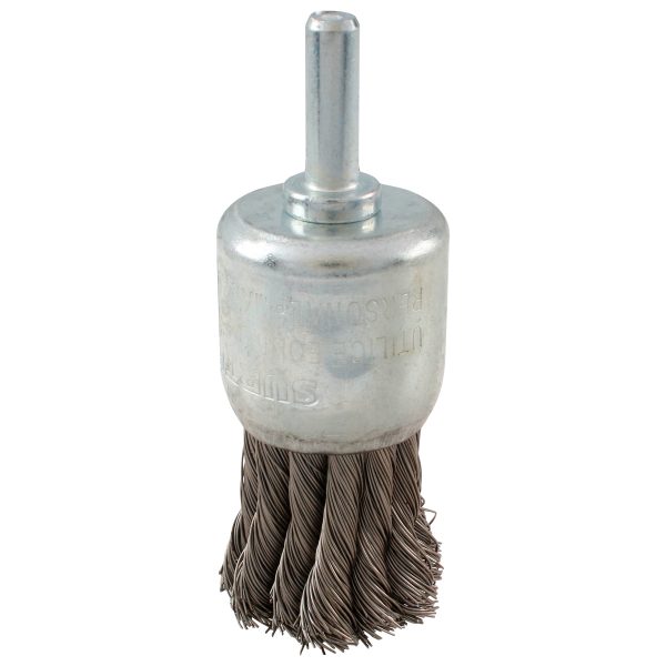 C584 - Carda copa trenzada alambre grueso 1-1/8" x 0.50 mm con zanco 1/4" Surtek