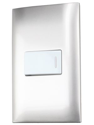 P421P - Placa 1 Interruptor 1/3 3 vias, línea  Americana, color plata Surtek