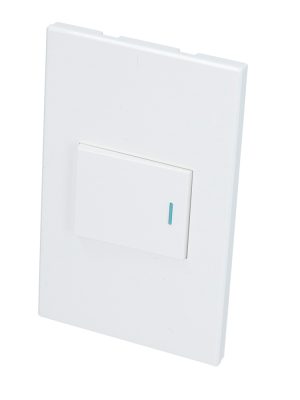 P620B.jpg P620B - Placa 1 Interruptor 1/2, línea Premium, color blanco Surtek